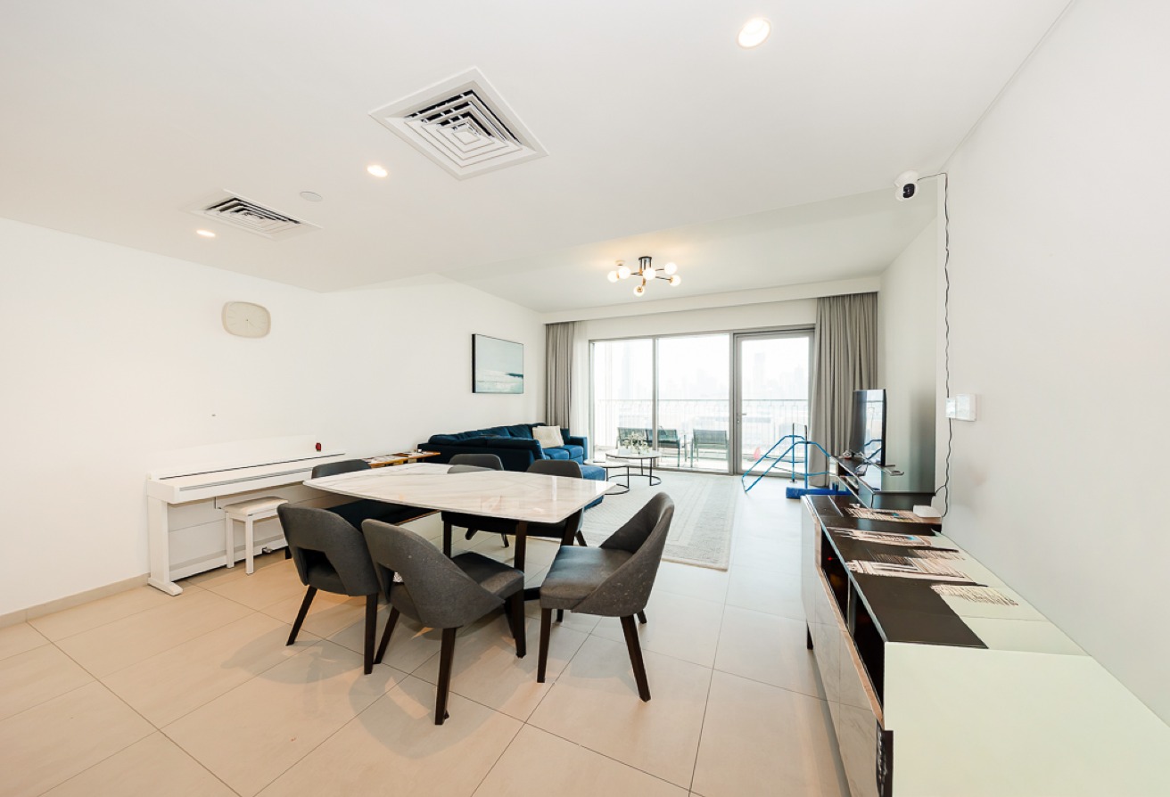 3 bedroom apartment in Downtown Views II Tower 2, Zabeel: 6