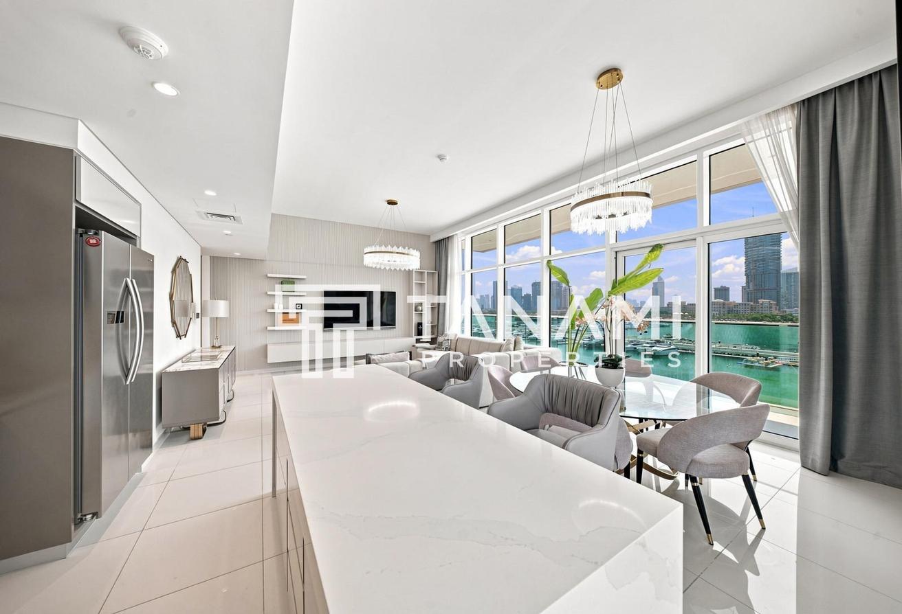 Fully Furnished | Private Beach | Sea View photo 11