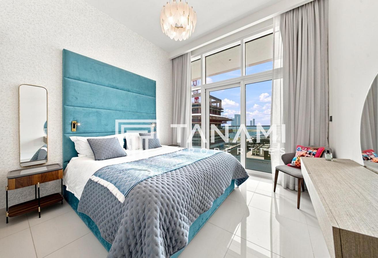 Fully Furnished | Private Beach | Sea View photo 25