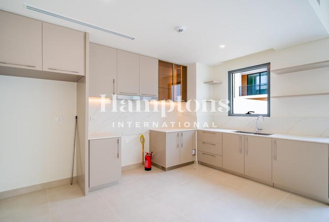 77787698 - Property Image 3