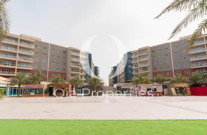 Apartment - 3 Bedrooms - 4 Bathrooms for sale in Tower 11 - Al Reef Downtown - Al Reef - Abu Dhabi