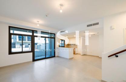 Townhouse - 3 - 3 for rent in Reem Townhouses - Town Square - Dubai