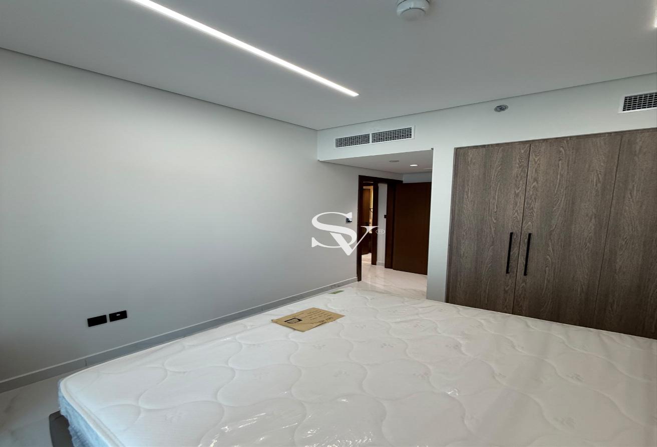 Fully Furnished | Brand New | Smart Home photo 11
