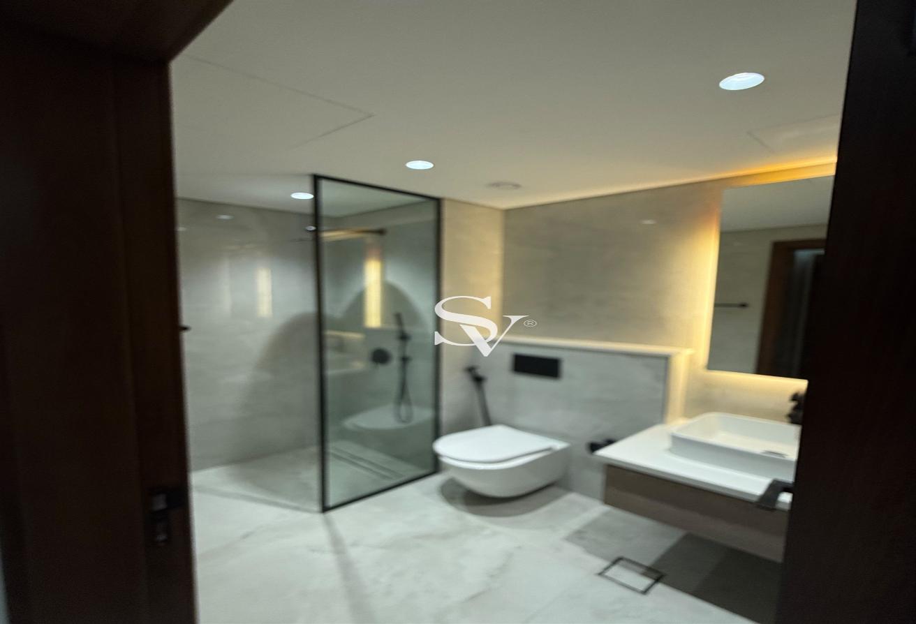 Fully Furnished | Brand New | Smart Home photo 6