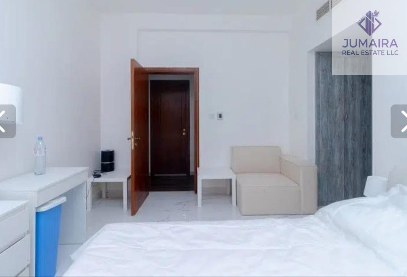 Luxury 5BR Townhouse | Private Pool | Smart Home.