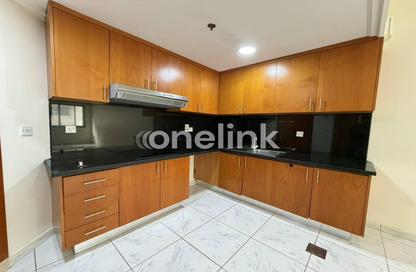 Apartment - 1 - 2 for rent in Golden Sands 12 - Al Mankhool - Bur Dubai - Dubai Apartment - 1 - 2 for rent in Golden Sands 12 - Al Mankhool - Bur Dubai - Dubai