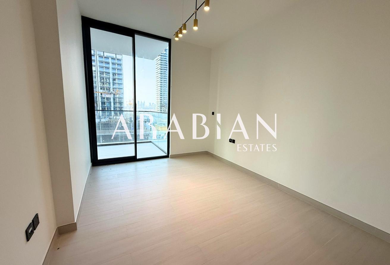 Modern | Unfurnished | Brand New photo 2