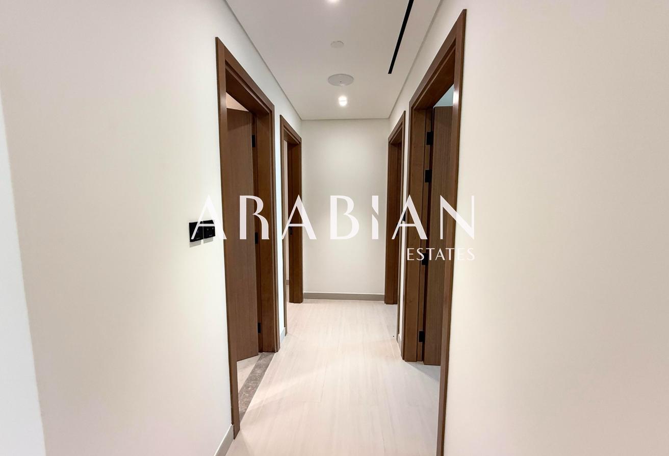 Modern | Unfurnished | Brand New photo 6