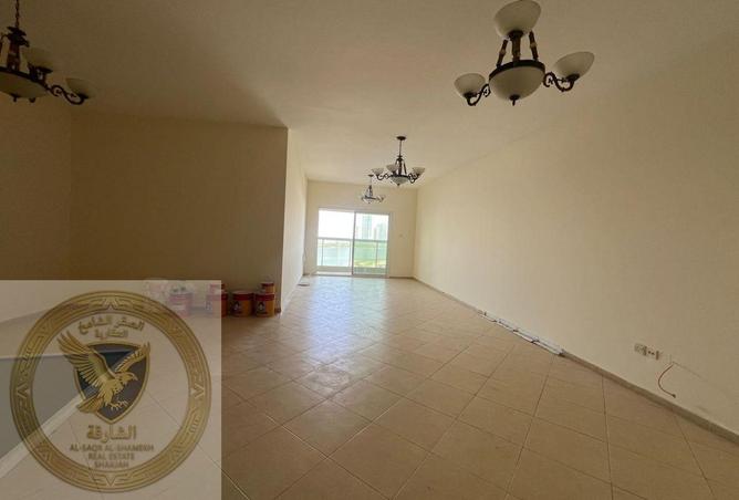 102415998 - Property Image 3