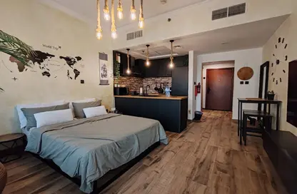 Apartment - Studio - 1 Bathroom for sale in Burj Al Nujoom - Downtown Dubai - Dubai