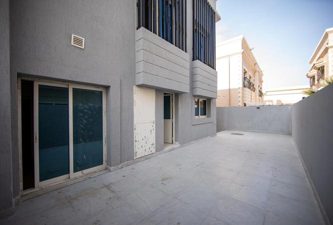 112749444 - Property Image 2