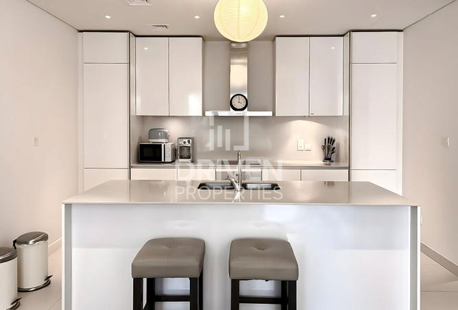 Furnished and Upgraded | Spacious Apt | Vacant