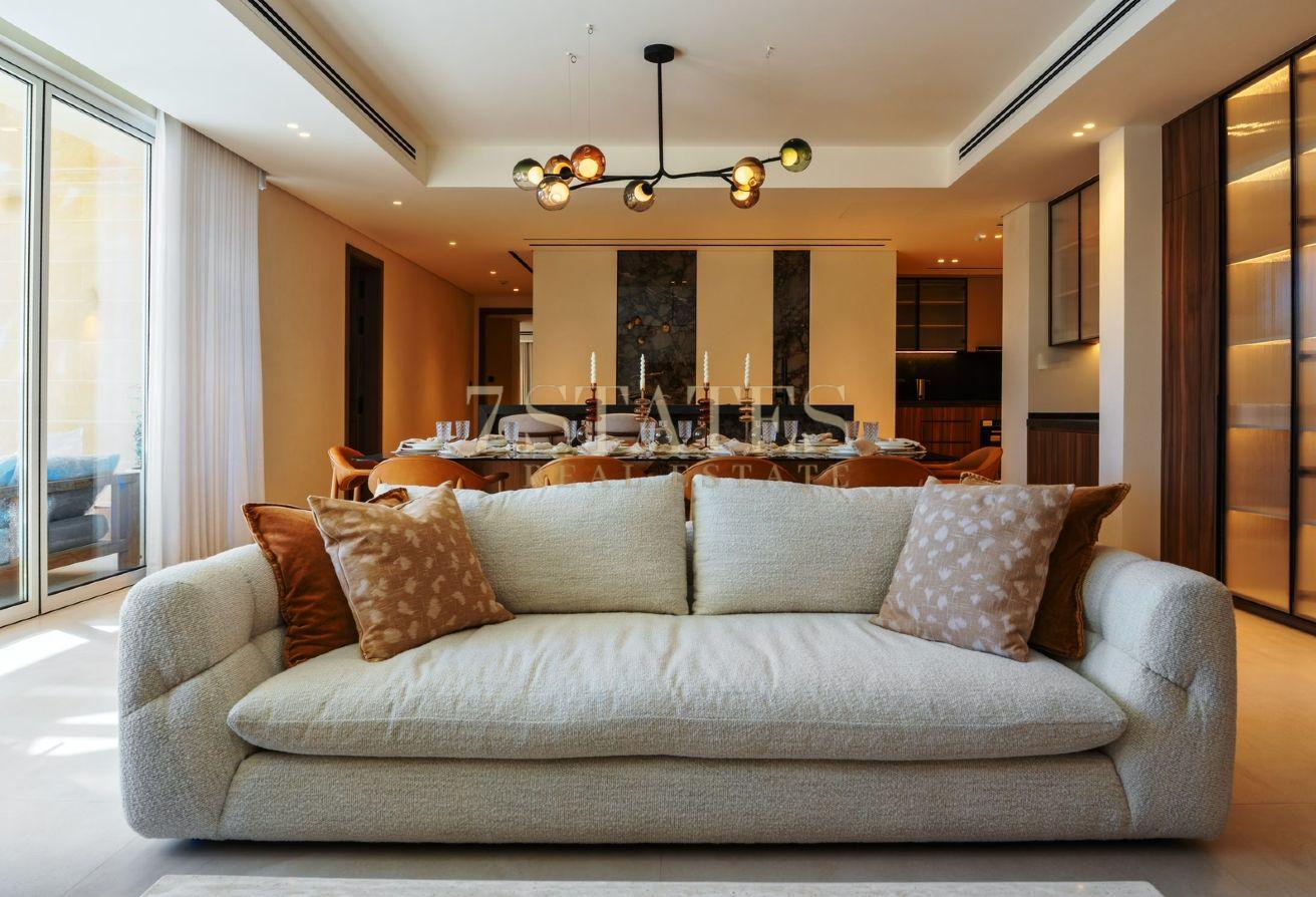 SEA VIEW | TOP FLOOR | BIG LAYOUT photo 4