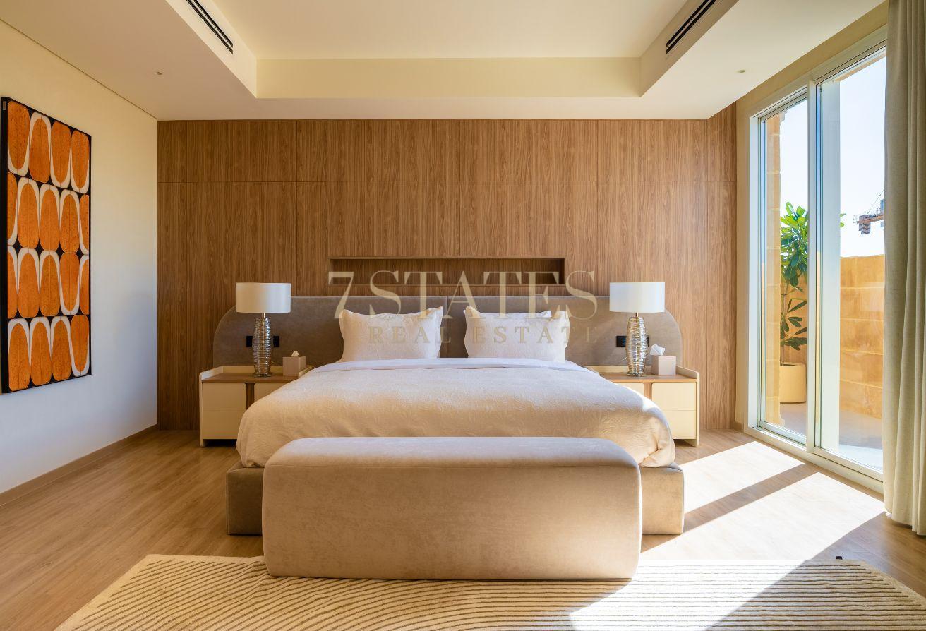 SEA VIEW | TOP FLOOR | BIG LAYOUT photo 8