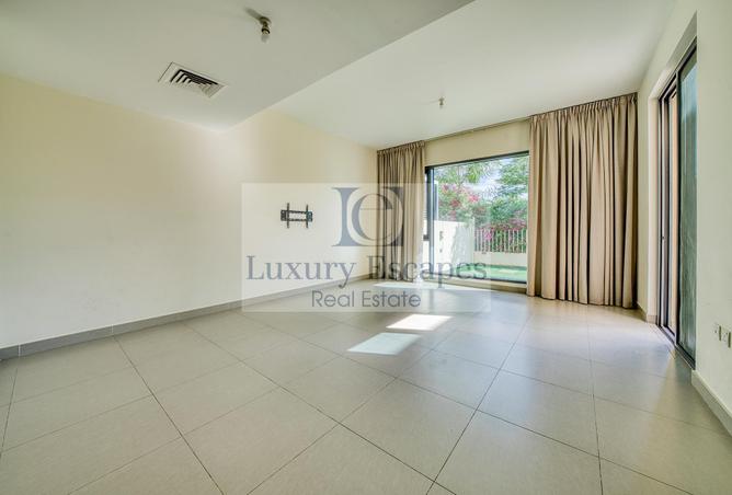 68277855 - Property Image 2