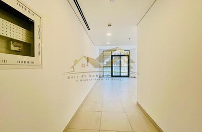 Apartment - 1 Bedroom - 2 Bathrooms for rent in Jumeirah Garden City - Al Satwa - Dubai