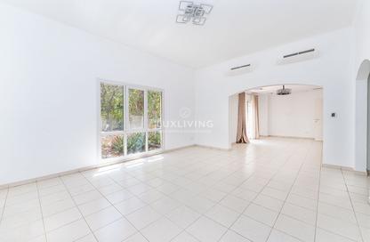 Villa - 4 Bedrooms - 5 Bathrooms for sale in Meadows 9 - Meadows - Dubai Villa - 4 Bedrooms - 5 Bathrooms for sale in Meadows 9 - Meadows - Dubai