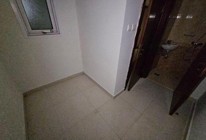 84898759 - Property Image 3