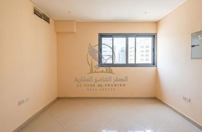 Apartment - 1 Bedroom - 1 Bathroom for rent in Al Qulaya'ah - Al Sharq - Sharjah