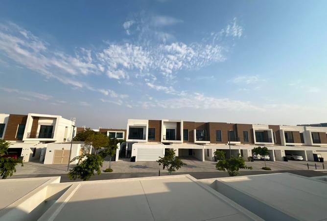 119030207 - Property Main Image