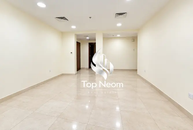 156893679 - Property Image 2