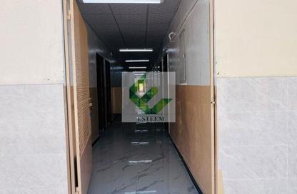 Labor Camp - Studio - 7+ for rent in M-33 - Mussafah Industrial Area - Mussafah - Abu Dhabi