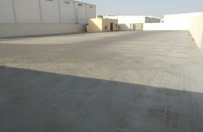 أرض - استوديو للايجار في 18 المنطقة الصناعية رقم - المنطقة الصناعية بالشارقة - الشارقة