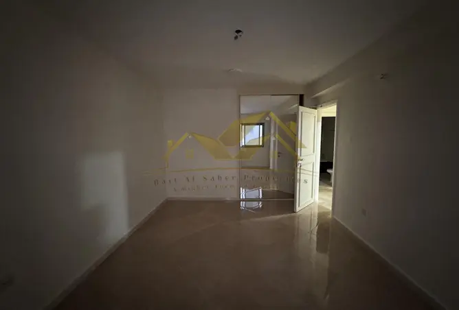 162782300 - Property Image 3