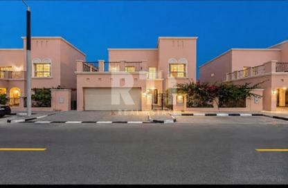 Villa - 4 Bedrooms - 6 Bathrooms for rent in Nad Al Sheba 3 - Nad Al Sheba - Dubai Villa - 4 Bedrooms - 6 Bathrooms for rent in Nad Al Sheba 3 - Nad Al Sheba - Dubai