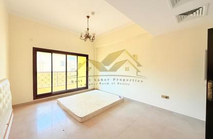 Apartment - 2 Bedrooms - 3 Bathrooms for rent in Al Raffa - Bur Dubai - Dubai