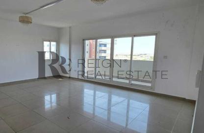 Apartment - 3 - 3 for rent in Tower 23 - Al Reef Downtown - Al Reef - Abu Dhabi