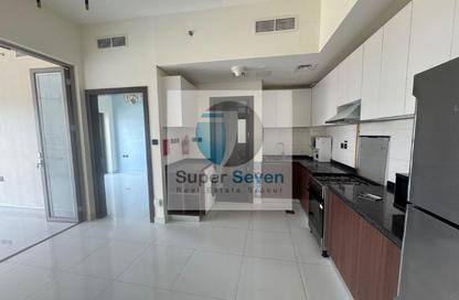 Apartment - 1 - 1 for rent in Wavez Residence - Liwan - Dubai