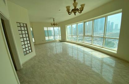 Apartment - 3 Bedrooms - 3 Bathrooms for rent in Al Majaz 3 - Al Majaz - Sharjah