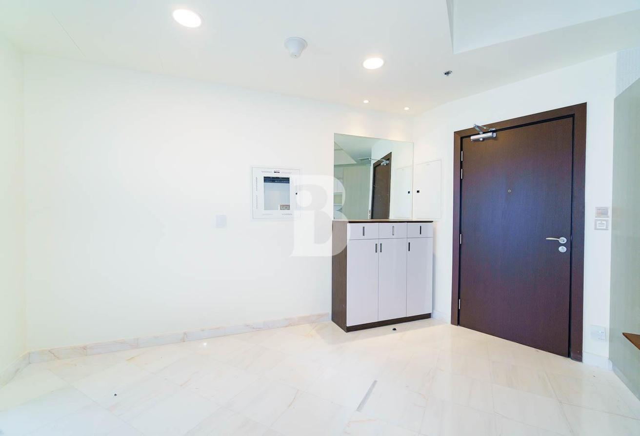 1BR CONVERTIBLE TO 2BR | CANAL VIEW | NO AGENTS photo 11