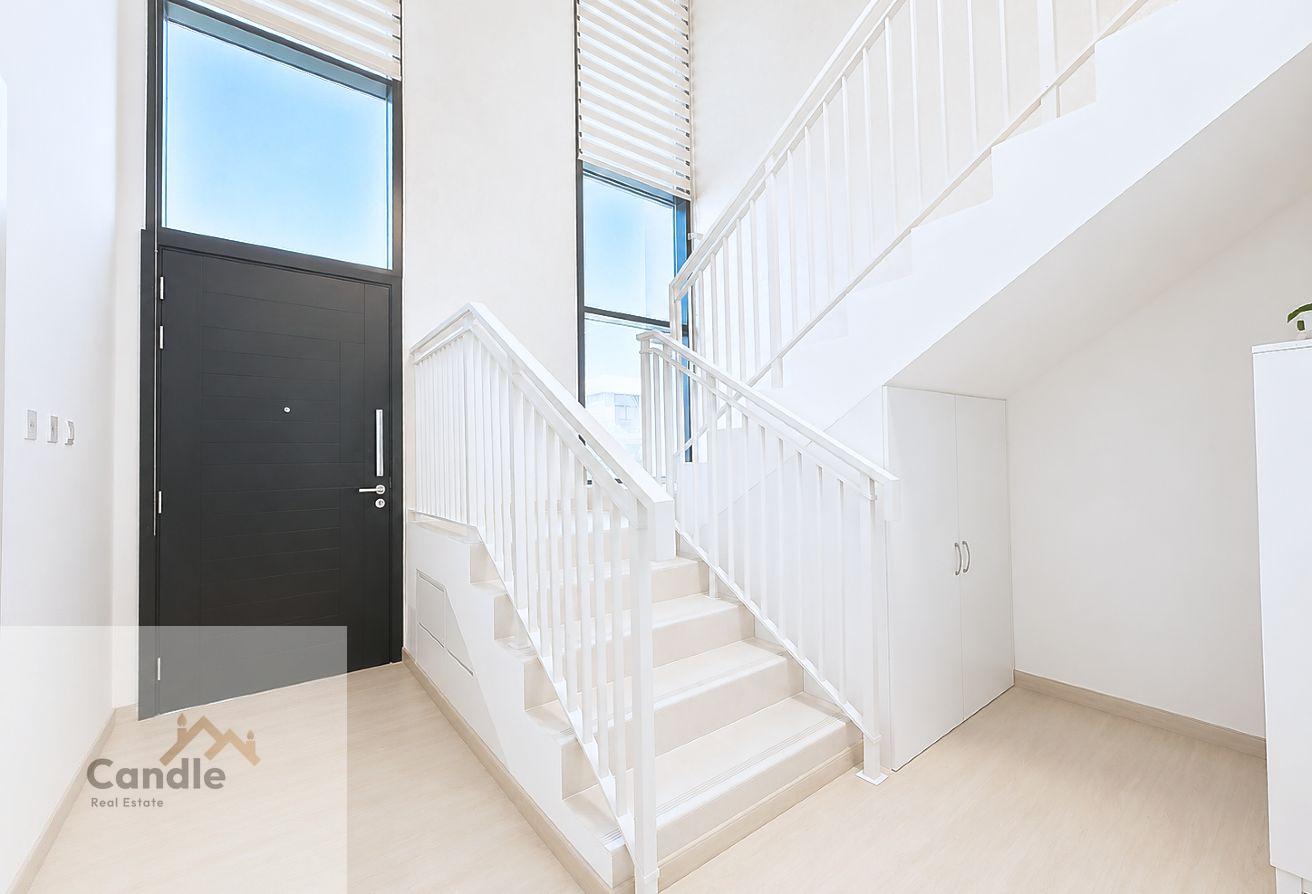 3BR Townhouse | Back to Back | Private Courtyard