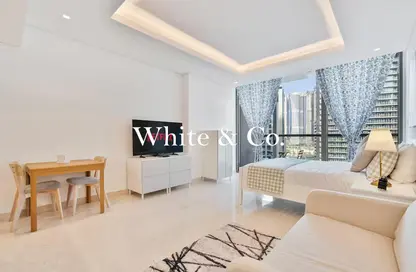 شقة - 1 حمام للايجار في الاسترليني الشرقية - الاسترليني - الخليج التجاري - دبي