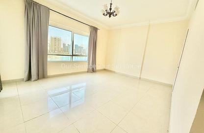 Apartment - 4 Bedrooms - 4 Bathrooms for rent in Al Mamzar - Al Mamzar - Sharjah - Sharjah