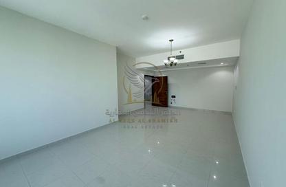 Apartment - 3 Bedrooms - 4 Bathrooms for rent in Al Khan Corniche - Al Khan - Sharjah Apartment - 3 Bedrooms - 4 Bathrooms for rent in Al Khan Corniche - Al Khan - Sharjah