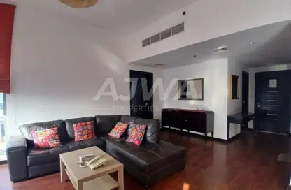 Apartment - 1 Bedroom - 2 Bathrooms for rent in Green Lakes Towers 2 - Green Lakes Towers - JLT Cluster S - Jumeirah Lake Towers - Dubai