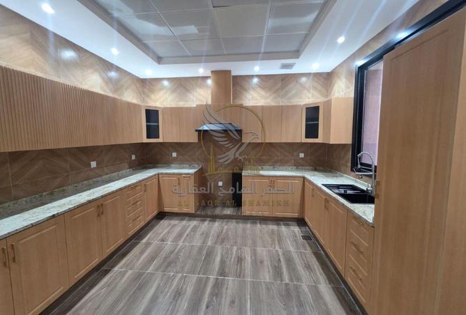 125624130 - Property Image 3