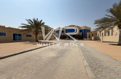 Villa - 6 - 7+ for rent in Mohamed Bin Zayed City - Abu Dhabi