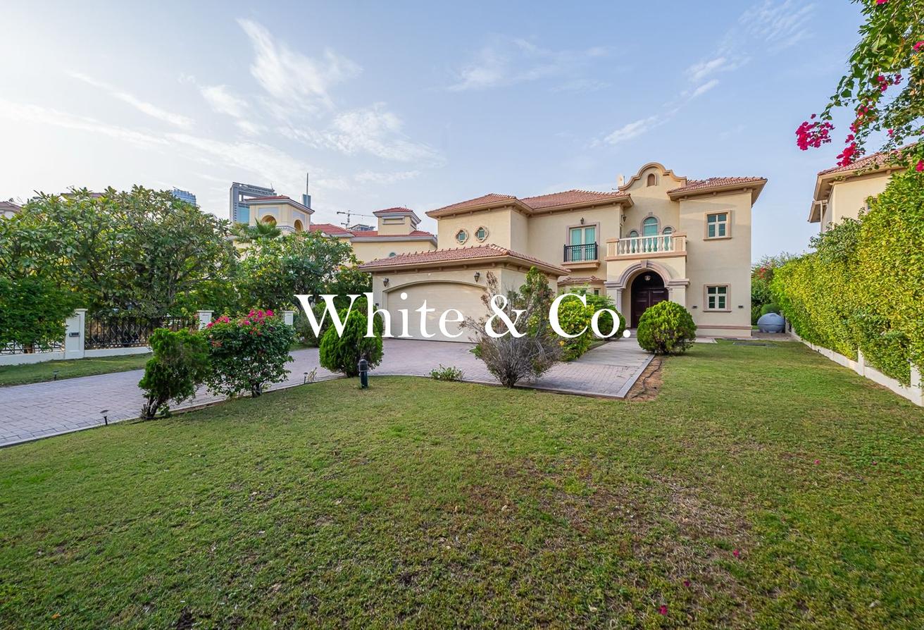 Exclusive | Well maintained | Vacant now photo 9