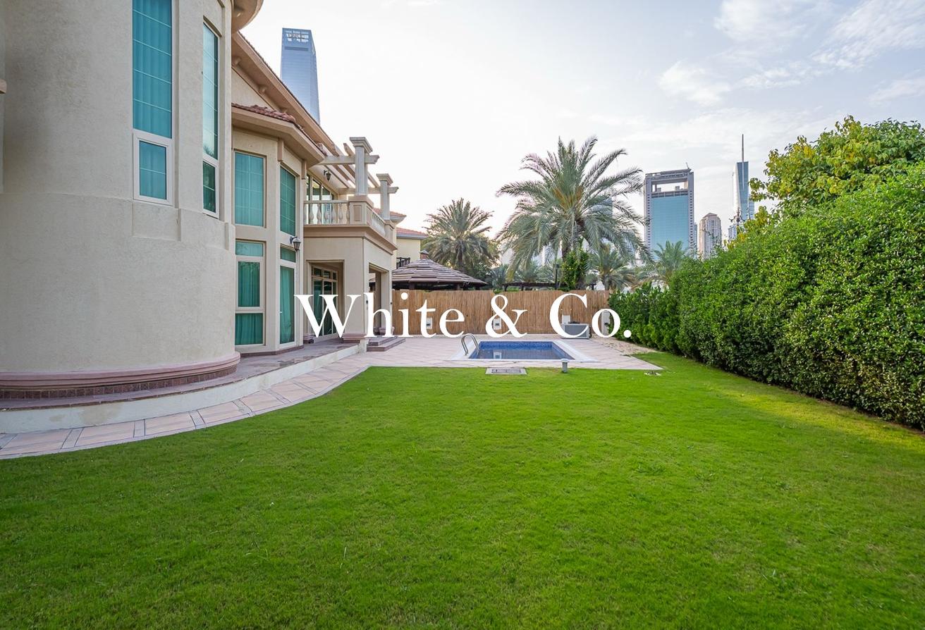 Exclusive | Well maintained | Vacant now photo 7