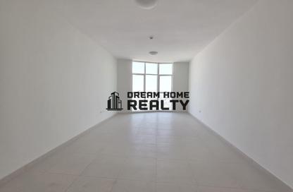 Apartment - 2 Bedrooms - 3 Bathrooms for rent in Hend Tower - Al Taawun Street - Al Taawun - Sharjah
