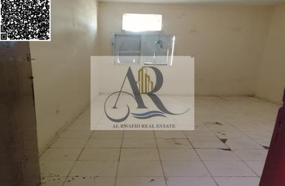 Labor Camp - Studio - 7+ Bathrooms for rent in Ali Mousa Building - Al Sajaa Industrial - Al Sajaa - Sharjah