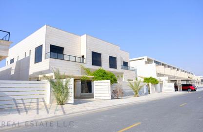 Villa - 5 - 5 for rent in Nad Al Sheba Gardens 2 - Nad Al Sheba Gardens - Nad Al Sheba 1 - Nad Al Sheba - Dubai