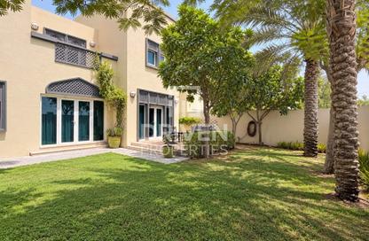 Villa - 3 - 4 for rent in Jumeirah Park - Dubai