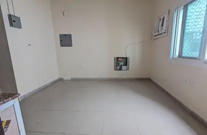 Apartment - Studio - 1 Bathroom for rent in Al Butina 9 Building - Al Butina - Sharjah