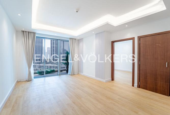 135640385 - Property Main Image