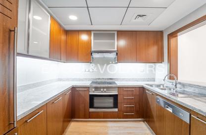 Apartment - 1 Bedroom - 2 Bathrooms for rent in Standpoint Tower 2 - Standpoint Towers - Downtown Dubai - Dubai Apartment - 1 Bedroom - 2 Bathrooms for rent in Standpoint Tower 2 - Standpoint Towers - Downtown Dubai - Dubai
